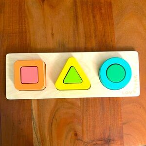 Lovevery Geo Shapes puzzle